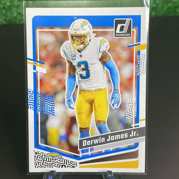 49. Panini Los Angeles Chargers Football Trading Cards 🏈 Lot of 10 Cards - Picture 6 of 10